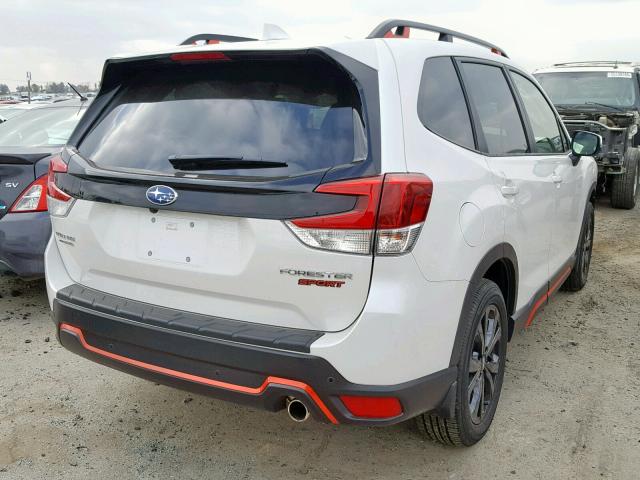 JF2SKAPC0KH413678 - 2019 SUBARU FORESTER S WHITE photo 4