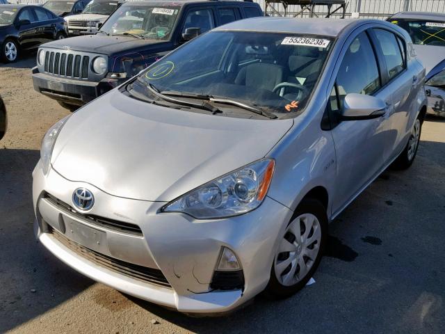 JTDKDTB3XE1563841 - 2014 TOYOTA PRIUS C SILVER photo 2