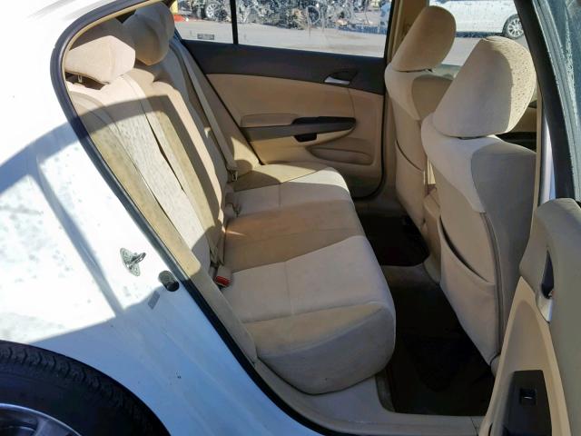 1HGCP26418A021896 - 2008 HONDA ACCORD LXP WHITE photo 6