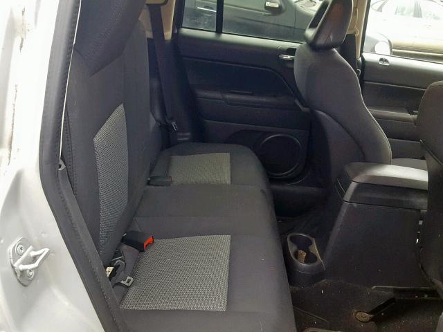 1J4FT47B19D218089 - 2009 JEEP COMPASS SP 银色 照片 6