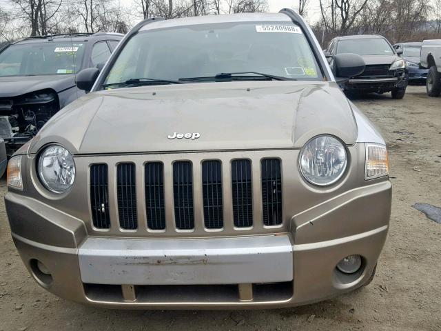 1J4FT47B19D218089 - 2009 JEEP COMPASS SP 银色 照片 9