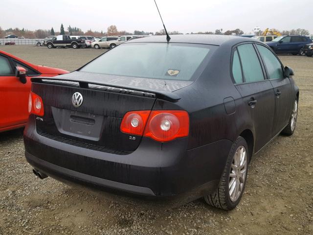 3VWEG71K27M155857 - 2007 VOLKSWAGEN JETTA WOLF BLACK photo 4