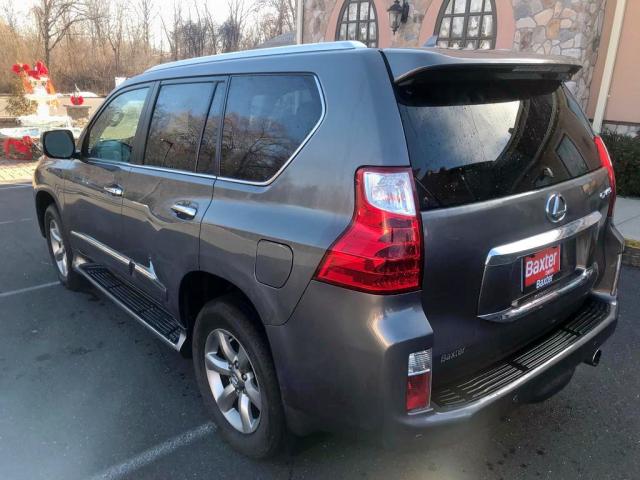 JTJJM7FX0B5023738 - 2011 LEXUS GX PREMIUM GRAY photo 3