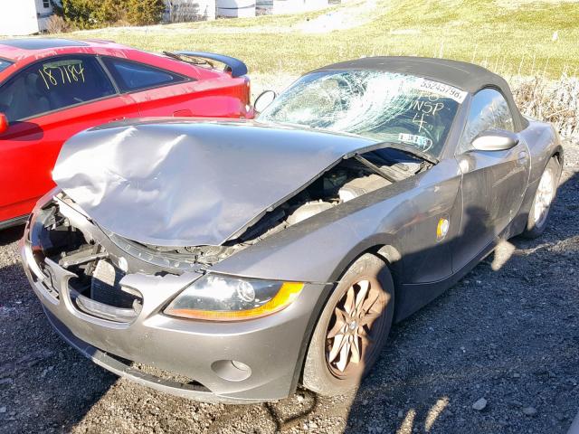 4USBT33574LR67664 - 2004 BMW Z4 2.5 GRAY photo 2