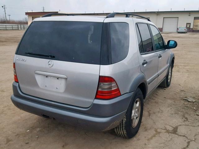 4JGAB54E8WA011439 - 1998 MERCEDES-BENZ ML 320 GRAY photo 4