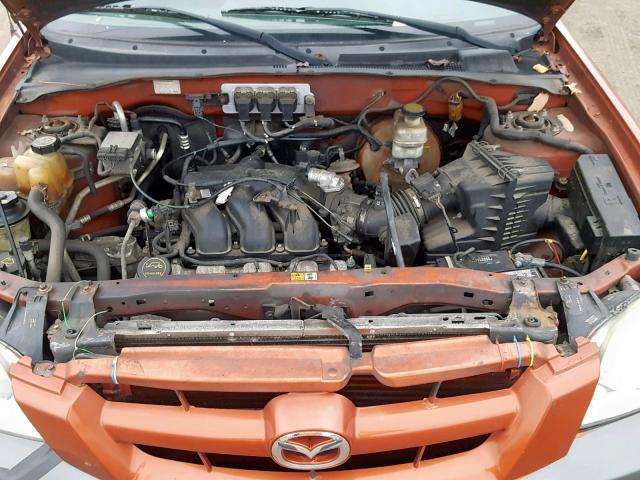 4F2YZ04155KM07206 - 2005 MAZDA TRIBUTE S ORANGE photo 7