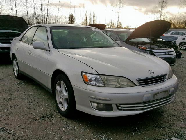 JT8BF28G0Y5103646 - 2000 LEXUS ES 300 WHITE photo 1