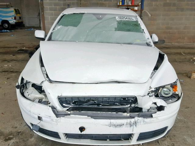 YV1MS382362214510 - 2006 VOLVO S40 2.4I WHITE photo 9