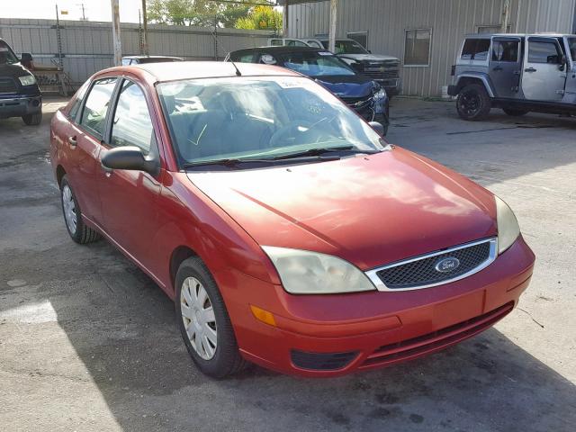 1FAFP34N75W315806 - 2005 FORD FOCUS ZX4 RED photo 1