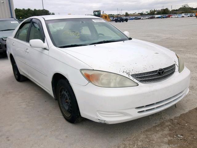 4T1BE32K92U028512 - 2002 TOYOTA CAMRY LE WHITE photo 1