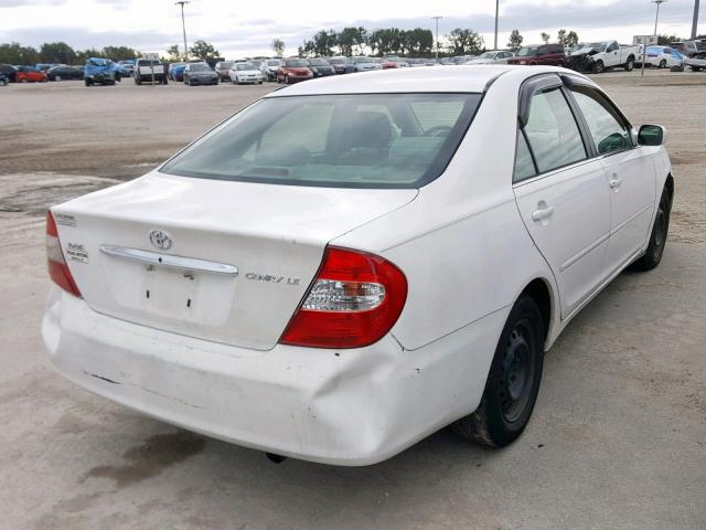 4T1BE32K92U028512 - 2002 TOYOTA CAMRY LE WHITE photo 4