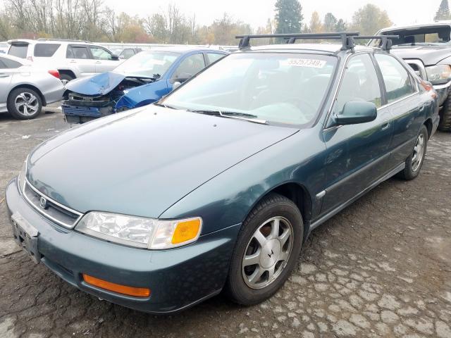 1HGCD5533TA202252 - 1996 HONDA ACCORD LX GREEN photo 2