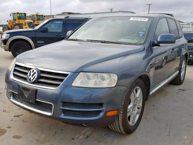 WVGEM67L84D004451 - 2004 VOLKSWAGEN TOUAREG 4. GRAY photo 2