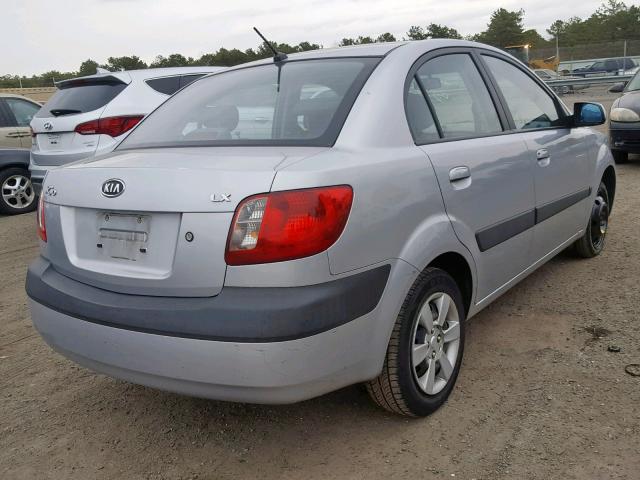 KNADE123576222702 - 2007 KIA RIO BASE SILVER photo 4