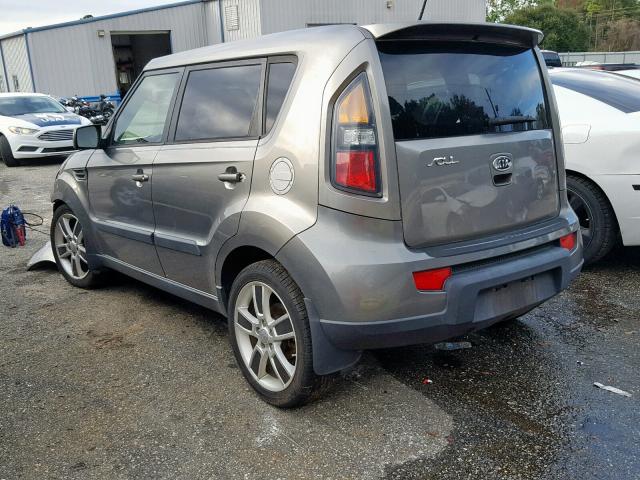 KNDJT2A29B7200599 - 2011 KIA SOUL + SILVER photo 3