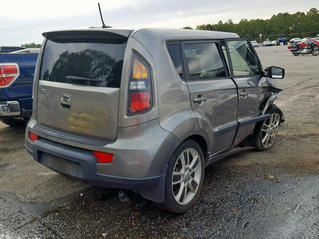 KNDJT2A29B7200599 - 2011 KIA SOUL + SILVER photo 4