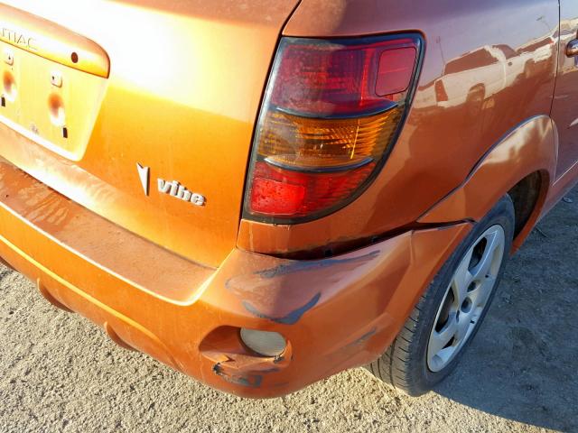 5Y2SL63875Z453524 - 2005 PONTIAC VIBE ORANGE photo 9