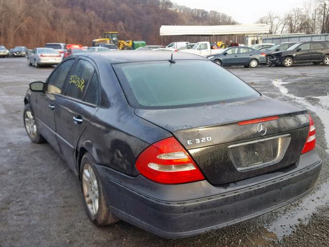 WDBUF65J95A625033 - 2005 MERCEDES-BENZ E 320 BLACK photo 3