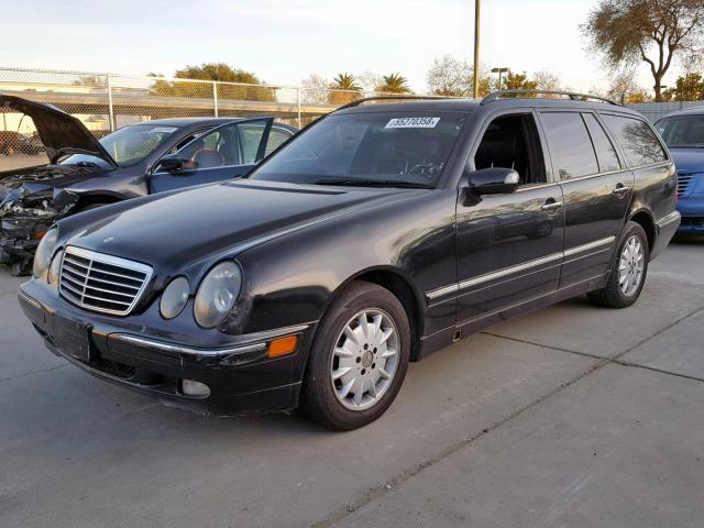 WDBJH65J21B270434 - 2001 MERCEDES-BENZ E 320 BLACK photo 2