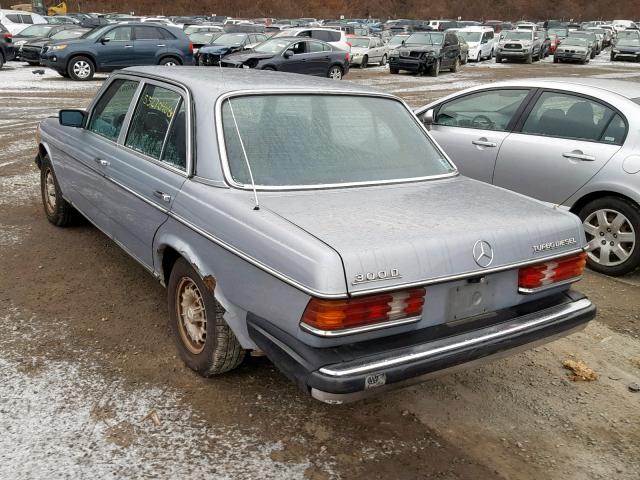 WDBAB33A3EA001969 - 1984 MERCEDES-BENZ 300 DT SILVER photo 3