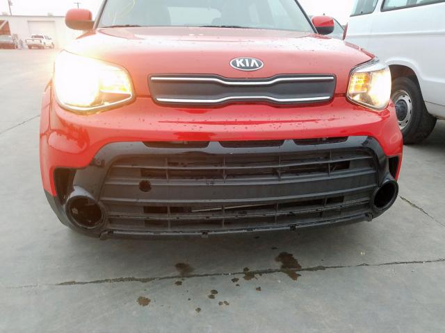 KNDJN2A25K7654178 - 2019 KIA SOUL RED photo 9