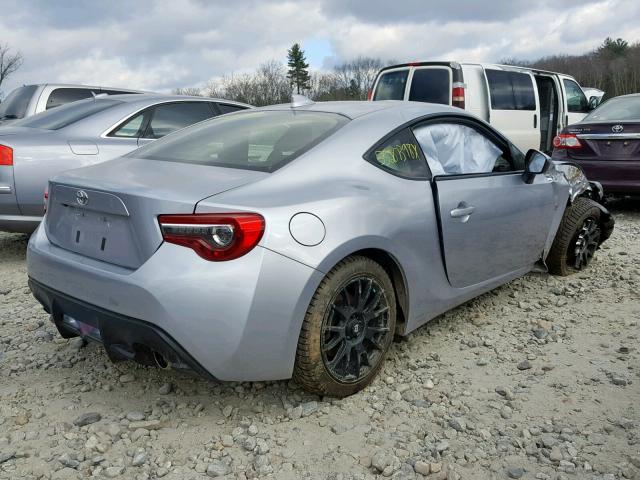 JF1ZNAA15H8705742 - 2017 TOYOTA 86 BASE SILVER photo 4