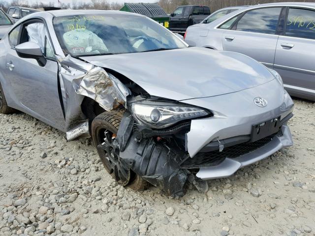 JF1ZNAA15H8705742 - 2017 TOYOTA 86 BASE SILVER photo 9