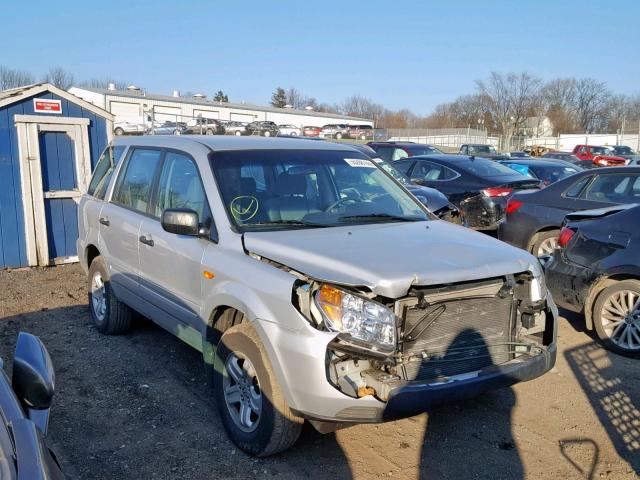 2HKYF18127H536479 - 2007 HONDA PILOT LX SILVER photo 1