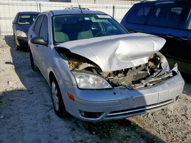 1FAFP34N07W315293 - 2007 FORD FOCUS ZX4 SILVER photo 1