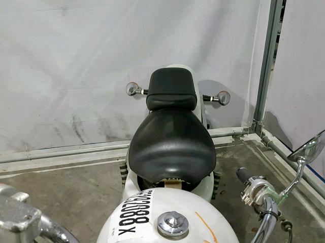 JH2PC21365M601026 - 2005 HONDA VT600 CD WHITE photo 6