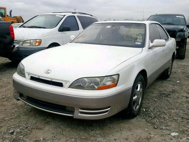 JT8GK13T1S0102428 - 1995 LEXUS ES 300 WHITE photo 2