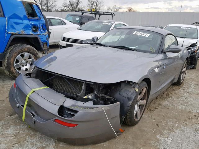 WBALM53509E376703 - 2009 BMW Z4 SDRIVE3 GRAY photo 2