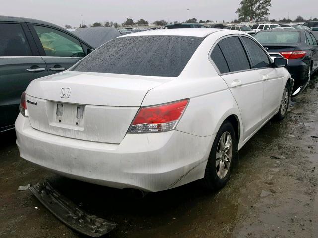 1HGCP2F40AA195609 - 2010 HONDA ACCORD LXP WHITE photo 4