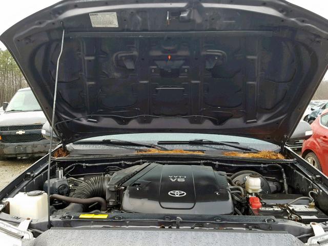 5TFUU4EN8DX068559 - 2013 TOYOTA TACOMA GRAY photo 7