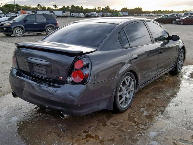 1N4BL11E45C319770 - 2005 NISSAN ALTIMA SE GRAY photo 4