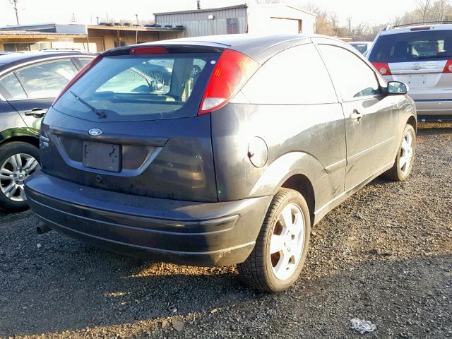 1FAHP31N07W207270 - 2007 FORD FOCUS SES BLACK photo 4