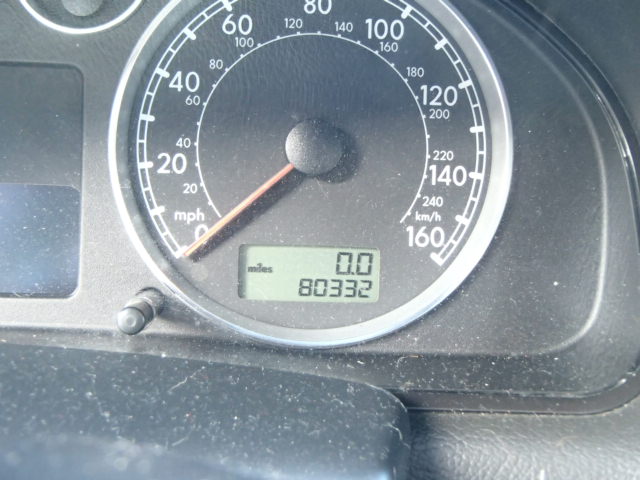 WVWWH63B44E137440 - 2004 VOLKSWAGEN PASSAT GLX 银色 照片 8