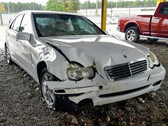 WDBRF61J03A448963 - 2003 MERCEDES-BENZ C 240 WHITE photo 1