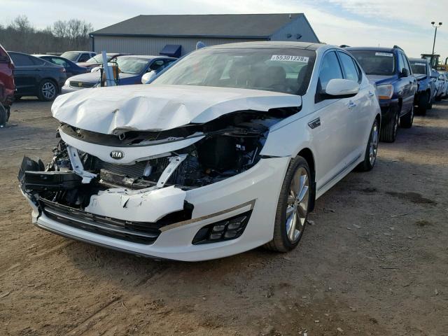 5XXGR4A60FG420041 - 2015 KIA OPTIMA SX WHITE photo 2