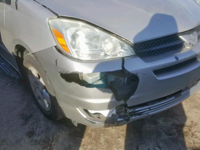 5TDZA23C04S052706 - 2004 TOYOTA SIENNA CE SILVER photo 9