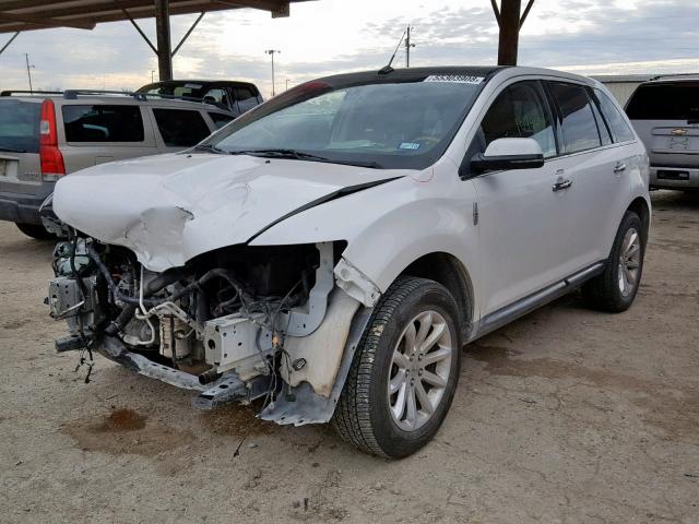 2LMDJ6JK3DBL29345 - 2013 LINCOLN MKX WHITE photo 2