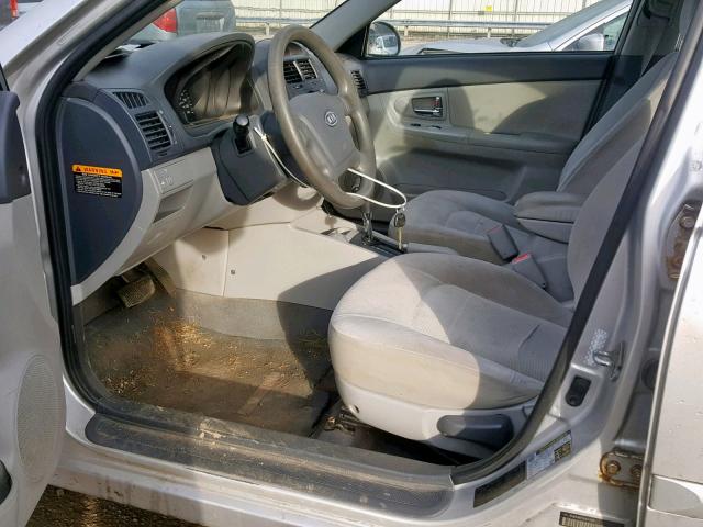 KNAFE222295647938 - 2009 KIA SPECTRA EX SILVER photo 5