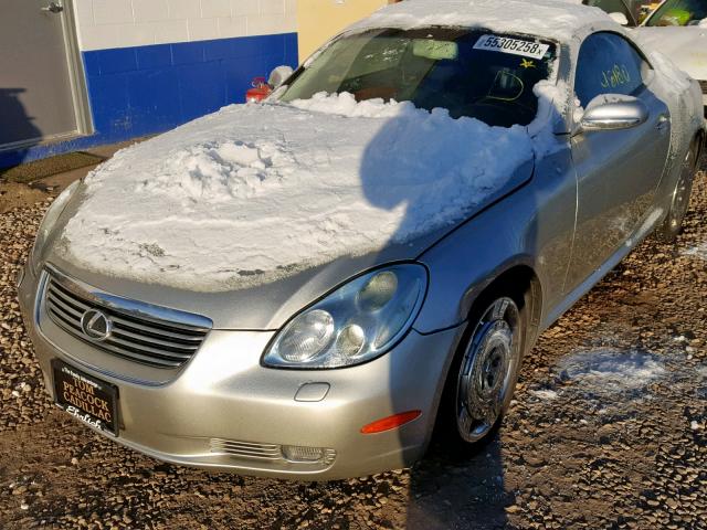 JTHFN48Y020034504 - 2002 LEXUS SC 430 SILVER photo 2