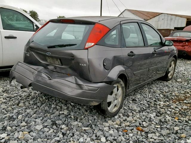 1FAFP37N66W181609 - 2006 FORD FOCUS ZX5 GRAY photo 4