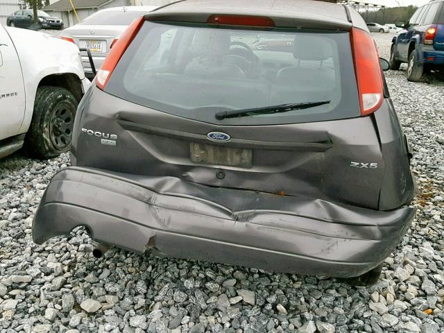 1FAFP37N66W181609 - 2006 FORD FOCUS ZX5 GRAY photo 9