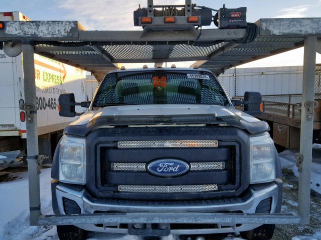 1FDUF5GT6BEA86588 - 2011 FORD F550 SUPER WHITE photo 9