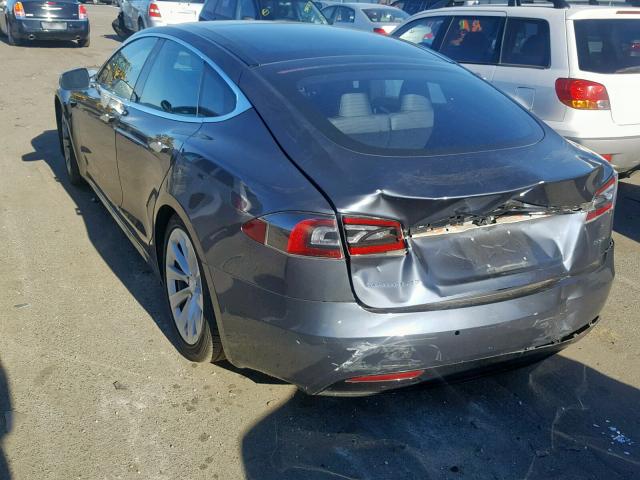 5YJSA1E22GF173178 - 2016 TESLA MODEL S GRAY photo 3