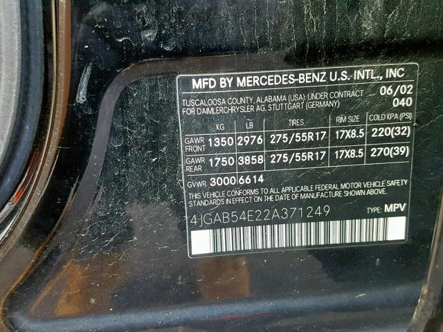 4JGAB54E22A371249 - 2002 MERCEDES-BENZ ML 320 BLACK photo 10