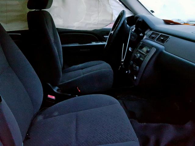 1GNEC03038R267110 - 2008 CHEVROLET TAHOE C150 SILVER photo 5