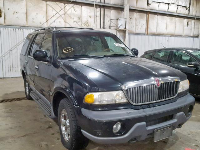 5LMPU28L4WLJ55907 - 1998 LINCOLN NAVIGATOR BLACK photo 1